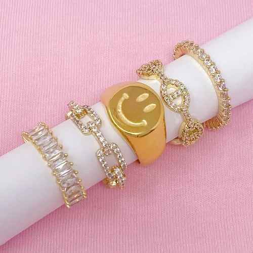 Load image into Gallery viewer, Stamped Smile Ring
