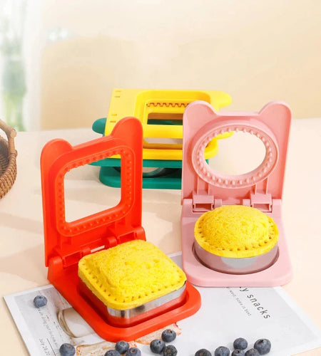 Sandwich Cutter and Sealer Flip Sandwich Cutting Tool for Kids Lunch Stainless Steel Blade Circular Sandwich Bread Toast Mold