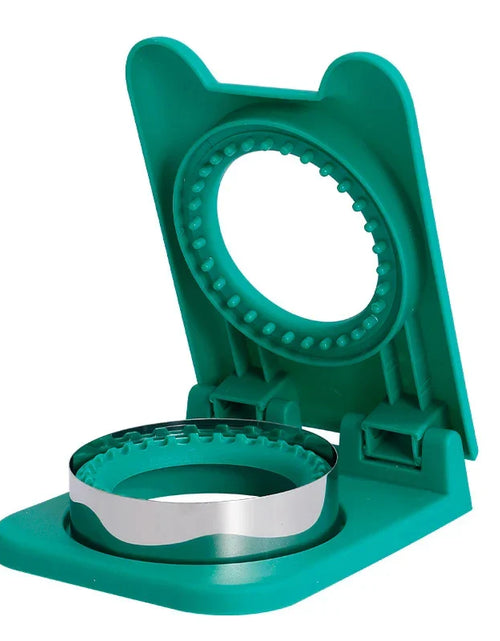 Load image into Gallery viewer, Sandwich Cutter and Sealer Flip Sandwich Cutting Tool for Kids Lunch Stainless Steel Blade Circular Sandwich Bread Toast Mold

